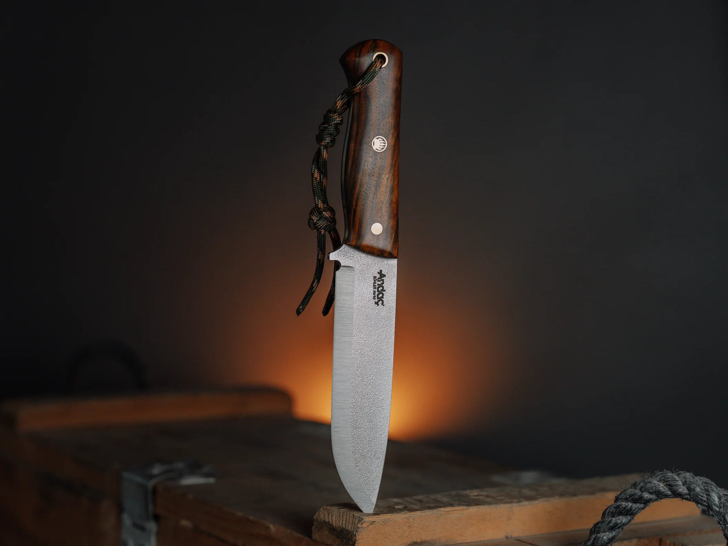 Ares Scandi - Kök Ceviz Kabza