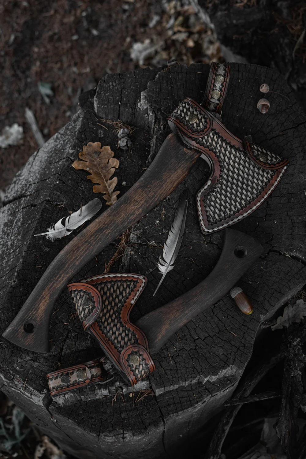 Titan – El Yapımı Dövme Çelik Büyük Kamp ve Oduncu Baltası