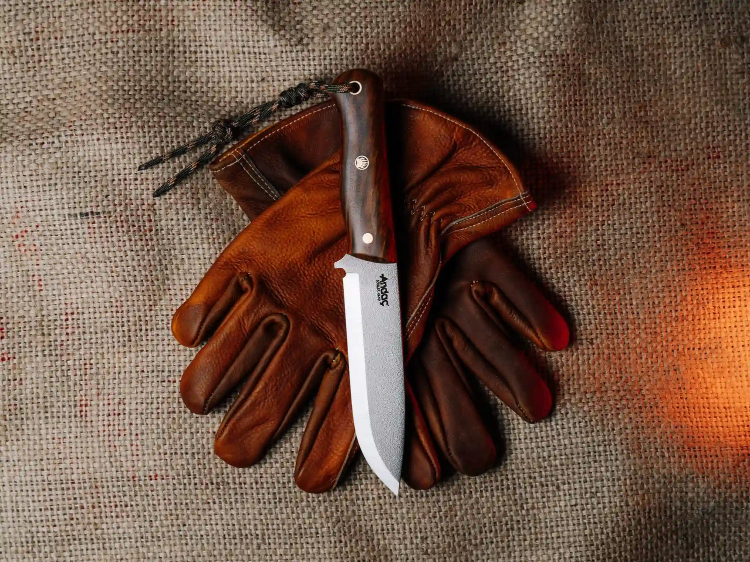 Ares Scandi - Kök Ceviz Kabza